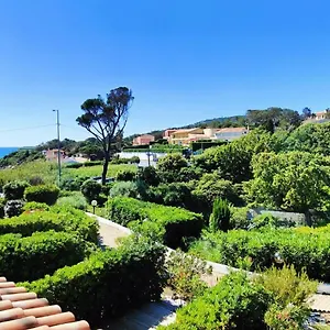 Appartement à 50 Mètres De La, Saint Aygulf